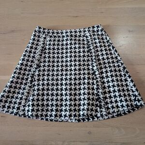 LOFT Monochrome Houndstooth A-Line Skirt